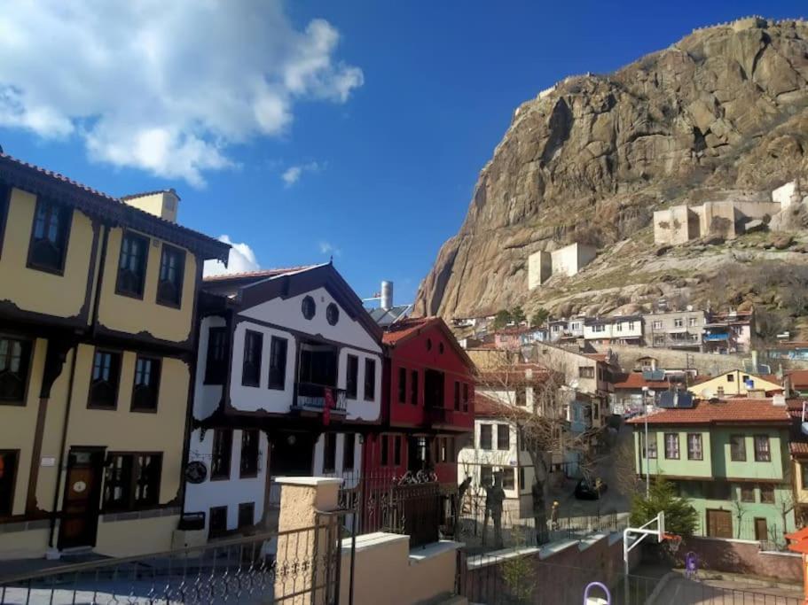 Villa Afyon Kalesi Eteklerinde Bir Yer Afyonkarahisar Esterno foto
